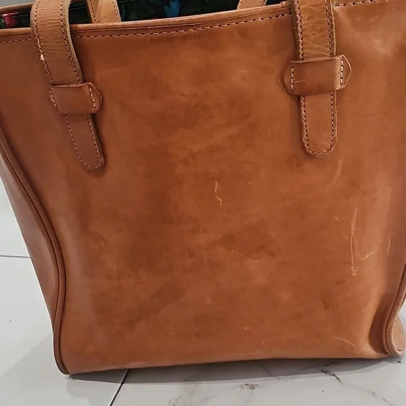 Beautiful Consuela All Lether - Picture 4 of 9